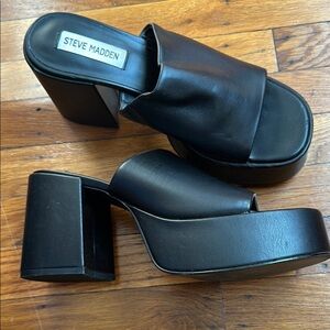 Steve Madden Black Platform Block Heel Mules